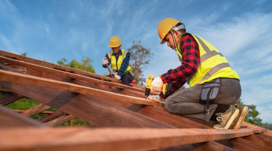 Professional Flat Roofing Installation services in Gridley, KS